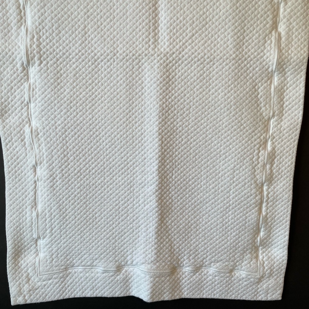 King Quilted Pillow Shams, Diamond Pattern, Set of Two - Picture 2 of 10
